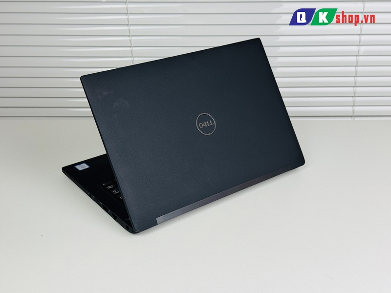 Laptop Dell Latitude 7390 Core i5 8250U / Ram 8GB / SSD 256GB / 13.3"FHD IPS