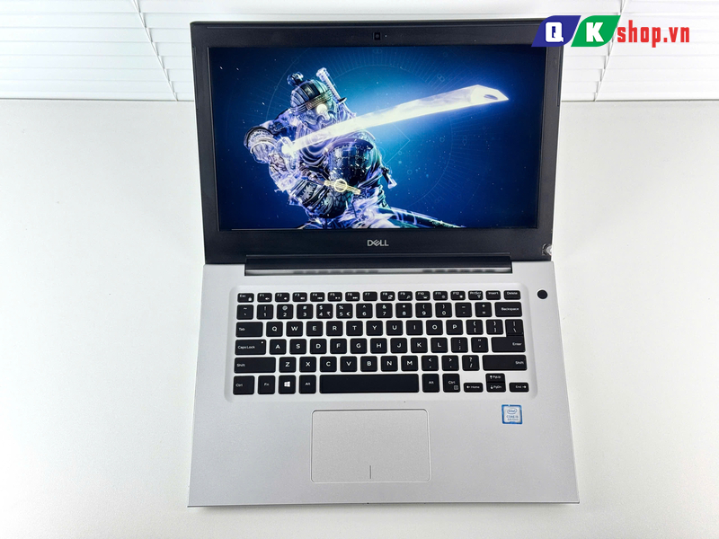 Laptop Dell Vostro 5471 Core i5 8250U / Ram 8GB / SSD 256GB / 14"FHD / AMD 530 4GB