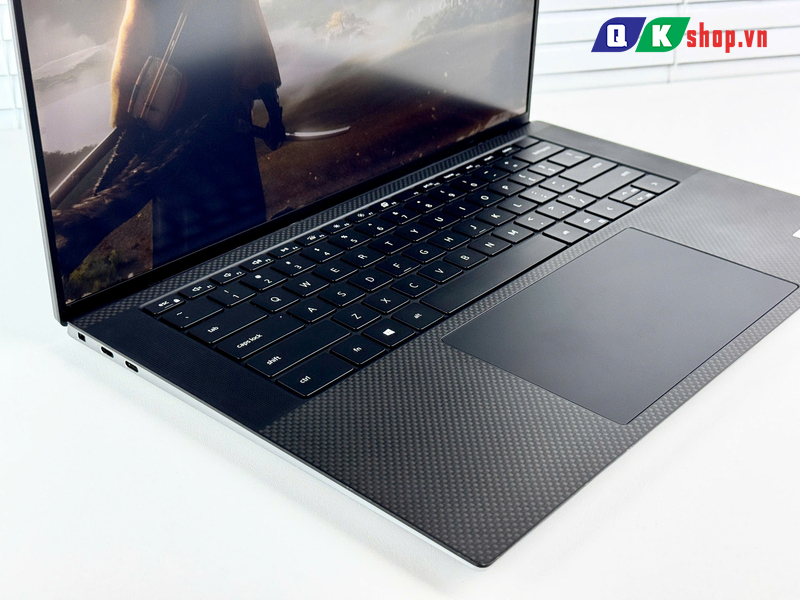 Laptop Dell Precision 5550 Core I7-10750H / Ram 16GB / SSD 512GB / 15.6″ FHD +/ Quadro T1000