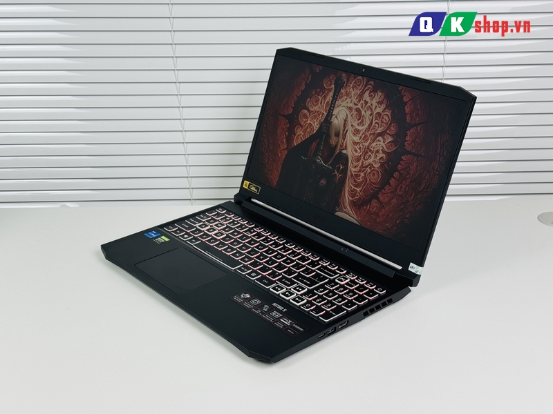 Laptop Acer Nitro 5 Gaming AN515 57 Core I7-11800H / Ram 8 GB / SSD 512GB / 15.6″ Full HD 144Hz / RTX 3050 4 GB