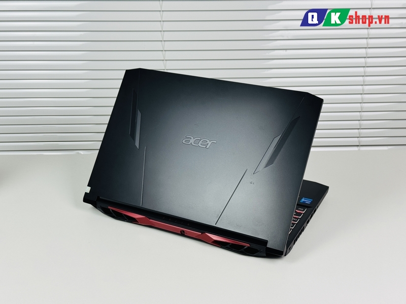 Laptop Acer Nitro 5 Gaming AN515 57 Core I7-11800H / Ram 8 GB / SSD 512GB / 15.6″ Full HD 144Hz / RTX 3050 4 GB