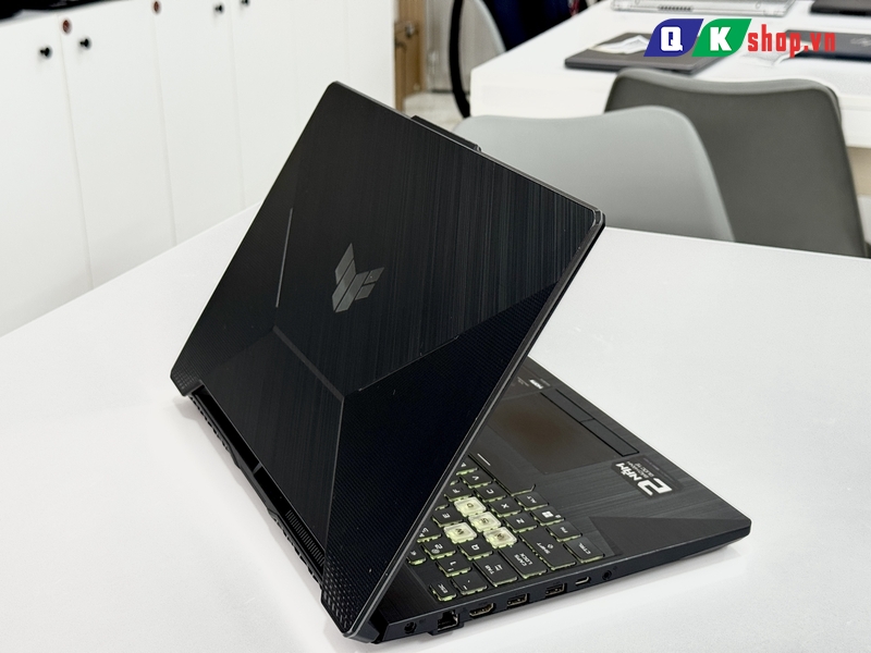 Laptop Asus TUF Gaming F15 FX506HF Core i5 11400H / Ram 8GB / SSD 512GB  / 15.6 "FHD 144Hz / 4GB RTX 2050
