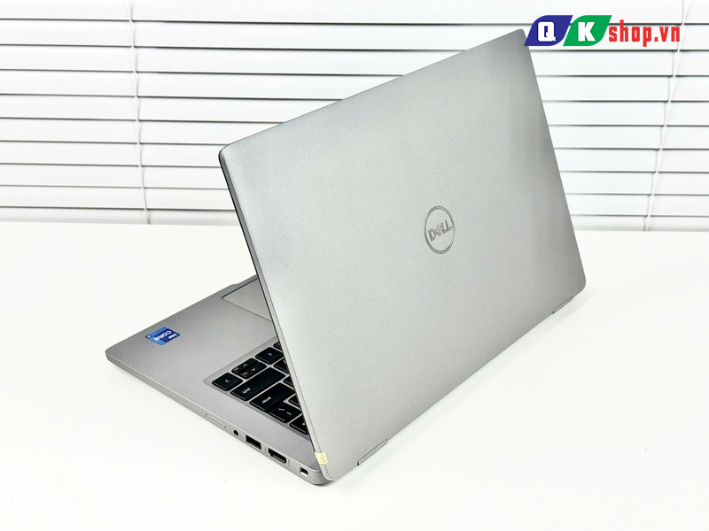 Laptop Dell Latitude 5320  Core i7-1185G7 / Ram 16GB / SDD 256 GB / 13.3 inch Full HD